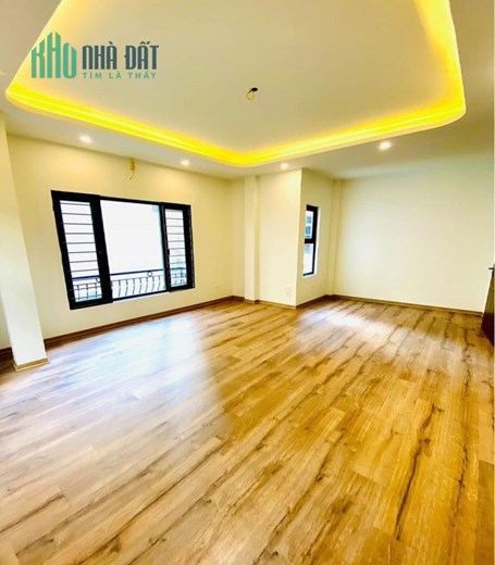 Bán nhà Trần Khát Chân- nhỉnh 6 tỷ-sdtt 43m2x 5 tầng- có thang máy-gần bãi đỗ xe TKC, hoặc trường