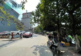 Bán đất mặt hồ Phương Mai 3 mặt thoáng 182m2 mặt tiền 15m giá rao bán 63 tỷ