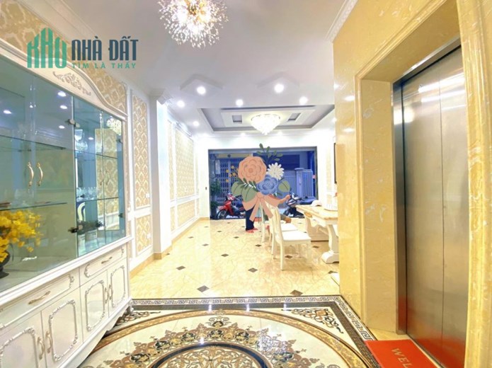 ⭐Chỉ 10 Tỷ-Ôtô đỗ cửa-Phố GIÁP NHẤT-Cạnh Royal City 53/56 x5T Thang Máy,K.doanh⭐