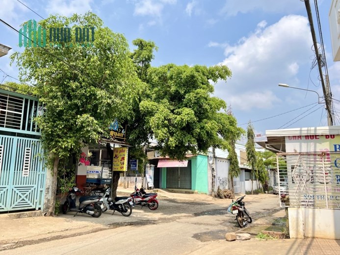 HẠ GIÁ TỪ 3TỶ990TR CHỈ CÒN 3,5TỶ CHÍNH CHỦ BÁN NHÀ 1 TRỆT 1 LẦU FULL NỘI THẤT TRUNG TÂM ĐĂK LĂK