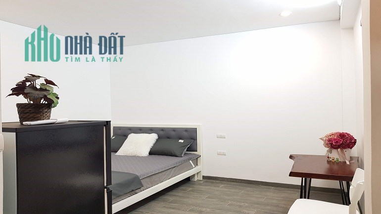 Cho thuê căn hộ mini giá rẻ tại Đội Cấn, Ba Đình, 25m2, 1PN, đầy đủ nội thất mới đẹp, thoáng