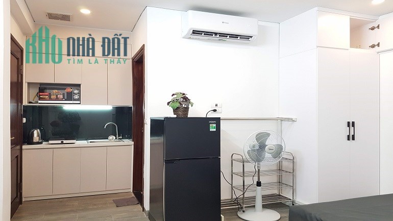 Cho thuê căn hộ mini giá rẻ tại Đội Cấn, Ba Đình, 25m2, 1PN, đầy đủ nội thất mới đẹp, thoáng