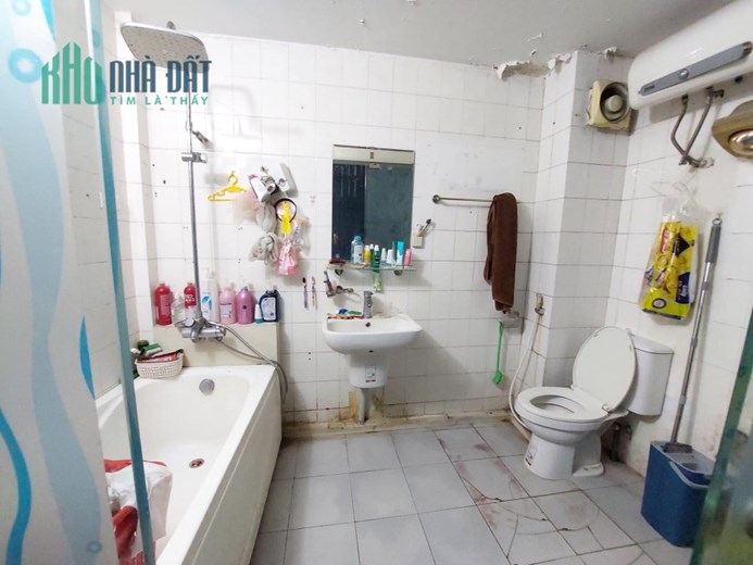 Mặt Phố Giải Phóng, 27m2, 5T, MT4.6m, 8Tỷ, Quán Ăn/Phòng Khám, 0977097287