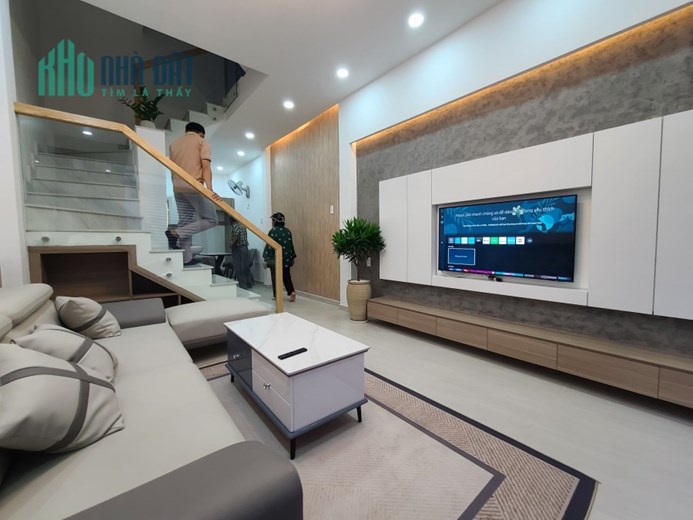 Bán nhà Đẹp gò vấp, 35m2,TẶNG nội thất, Chỉ 3. tỷ, Thống Nhất, Hẻm 3.5 mét.