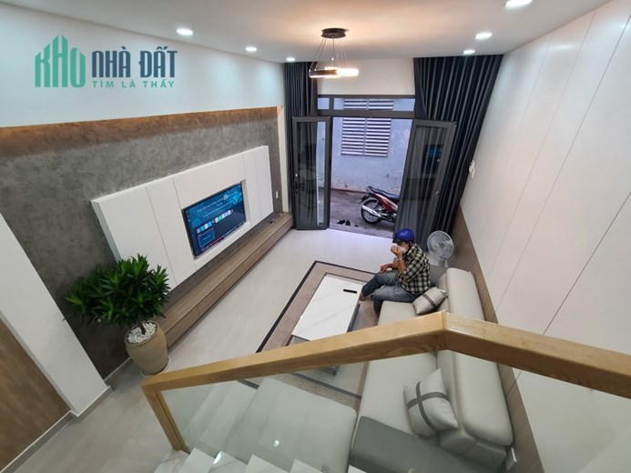 Bán nhà Đẹp gò vấp, 35m2,TẶNG nội thất, Chỉ 3. tỷ, Thống Nhất, Hẻm 3.5 mét.