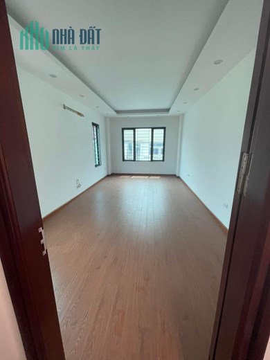 CC BÁN NHÀ MẶT NGÕ 22 NGUYỄN ĐỨC CẢNH, LƯƠNG KHÁNH THIỆN, KD 40M 5T. LÔ GÓC chỉ 4 Tỷ xíu