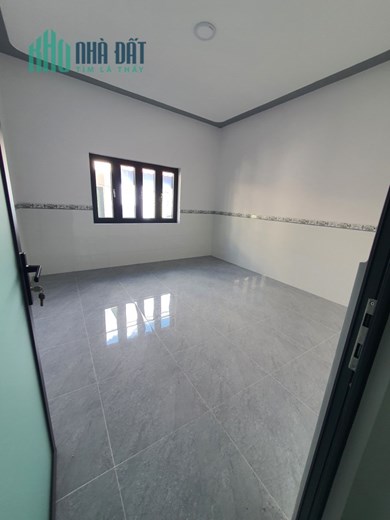 NGAY NGÃ TƯ BỐN XÃ - HƯƠNG LỘ 2 - 2 TẦNG - 44M2 - NHÀ MỚI Ở NGAY - CHỈ 4 TỶ