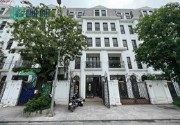 Chủ nhà cần bán liền kề Larissa Đại Kim- Nguyễn Xiển