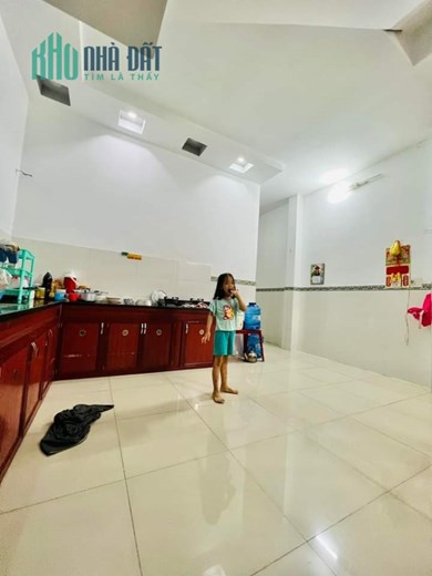 BÁN NHÀ HẺM 8M HÒA BÌNH, Q.TÂN PHÚ - 68M (4x17) A4 - 3 TẦNG BTCT - CHỈ 6 TỶ 1 TL