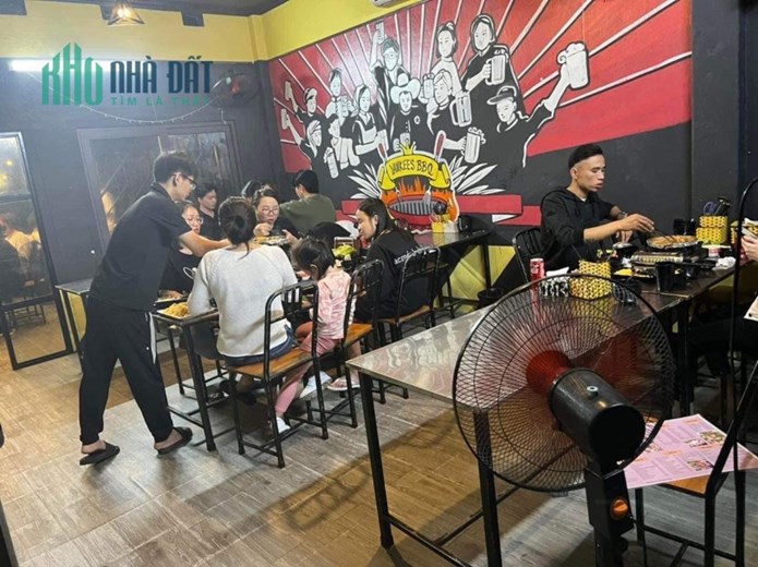 SANG NHƯỢNG QUÁN GẤP vị trí siêu đẹp và lượng khách ổn định
