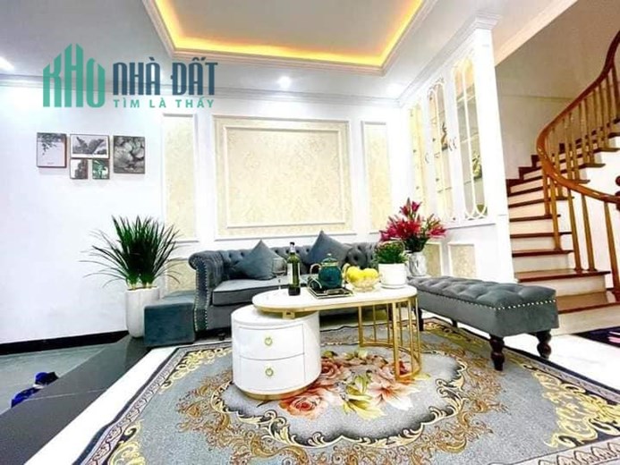 Chính chủ gửi bán nhà Lê Trọng Tấn sát phố, 45m2 x 5T dân xây ngõ nông gần ô tô đỗ, chỉ 7.5 tỷ