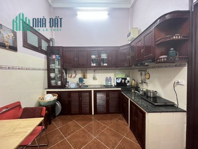 Bán nhà quận Đống Đa phố Đặng Tiến Đông 35mx4T MT 4.5M vài bước ra mặt phố ô tô tránh nhỉnh 5 tỷ lh