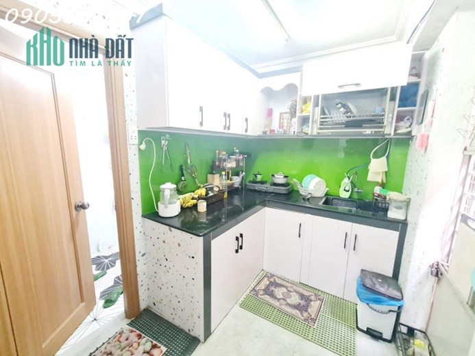 GIẢM CHÀO..Nhà 3 tầng góc 2 mặt kiệt - đường Hoàng Diệu, Hải Châu, ĐN- 3 p.ngủ. Giá sập hầm 2,3x tỷ