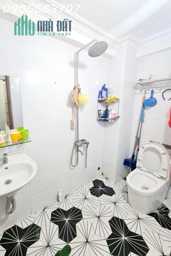 GIẢM CHÀO..Nhà 3 tầng góc 2 mặt kiệt - đường Hoàng Diệu, Hải Châu, ĐN- 3 p.ngủ. Giá sập hầm 2,3x tỷ
