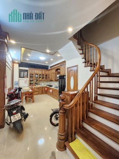 BÁN NHÀ CẠNH ĐH THƯƠNG MẠI CẦU GIẤY, PHÂN LÔ, ÔTÔ ĐỖ CỬA, 2 THOÁNG 50M2 NHỈNH 6 TỶ