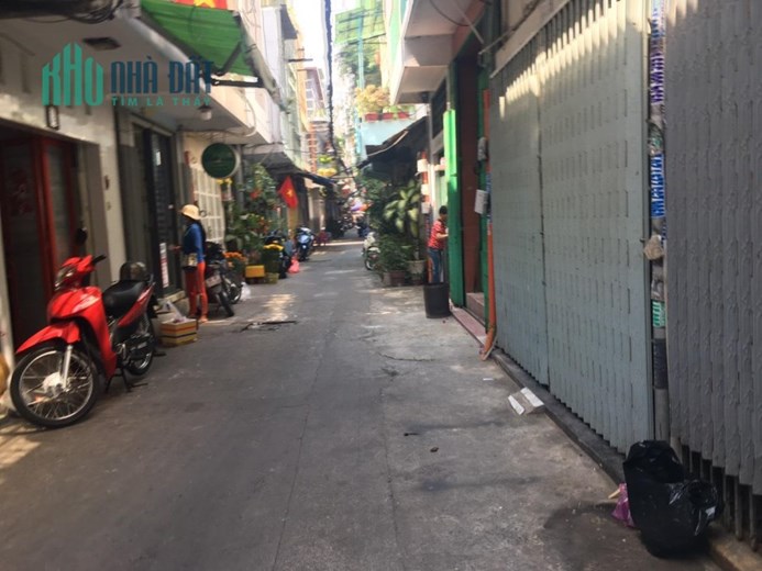 VỊ TRÍ ĐẸP QUẬN 5-Nguyễn Biểu-4TầngBTCT-HXH KD Cho Thuê15TR/TH,CHỈ 5,55TỶ TL