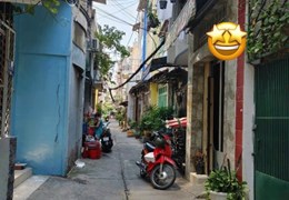 GIÁP QUẬN 1 TRẦN HƯNG ĐẠO QUẬN 5- 35M-3TẦNG-HẺM BA GÁC-KHU AN NINH-HƠN 5TỶ