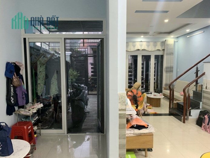 Bán Nhà Gần Xa Lộ Hà Nội, Trường Thọ, Thủ Đức, 87m2_7.8x11.8m, 3T, HXH Chỉ Nhỉnh 6 Tỷ, Giá Rẻ