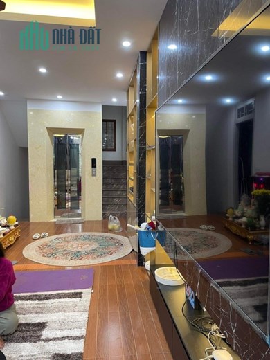 BÁN NHÀ LÔ GÓC OTO VÀO NHÀ THANG MÁY NỘI THẤT CHÂU ÂU 77M2 x 5T MT 6M TÂY HỒ 9,6 TỶ