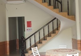 MẶT TIỀN SƠN TRÀ VỊ TRÍ SIÊU ĐẸP, GẦN SÁT BIỂN KHÁCH DU LỊCH QUA LẠI ĐÔNG ĐÚC, GẦN CHỢ, TRƯỜNG HỌC.