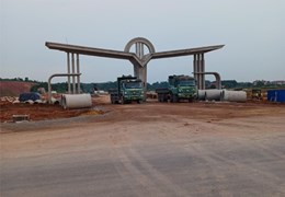 CỰC HIẾM : Gần 1000 m2 đất sát khu công nghiệp dôi dư gần nghìn m tổng 1800 m2 300 TC ngay đường