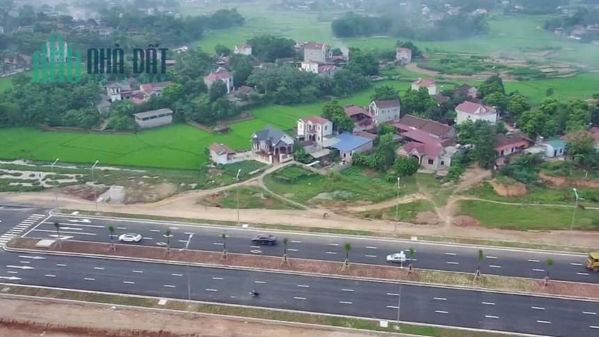 CỰC HIẾM : Gần 1000 m2 đất sát khu công nghiệp dôi dư gần nghìn m tổng 1800 m2 300 TC ngay đường