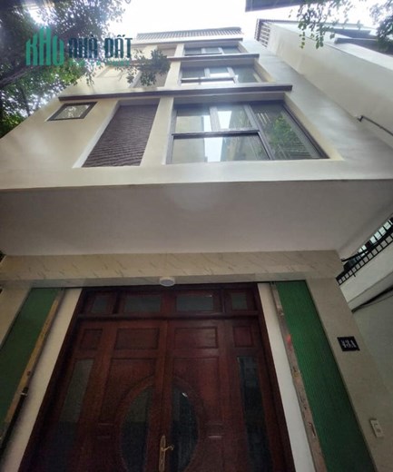 Bán nhà Lô góc ở Trần Duy Hưng Cầu Giấy 40m2,5 tầng đẹp ngõ thông chỉ hơn 4tỷ