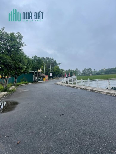 Bán Đất Phân lô Chính chủ, vỉa hè, Hồ sen, Công viên