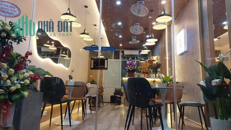 BÁN NHÀ MẶT PHỐ LỚN NGÔ GIA TỰ - VỊ TRÍ ĐẸP NHẤT PHỐ - VỈA HÈ ĐÁ BÓNG - 2 MẶT TIỀN TRƯỚC SAU - KINH