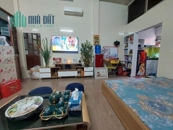 BÁN NHÀ MẶT PHỐ LỚN NGÔ GIA TỰ - VỊ TRÍ ĐẸP NHẤT PHỐ - VỈA HÈ ĐÁ BÓNG - 2 MẶT TIỀN TRƯỚC SAU - KINH