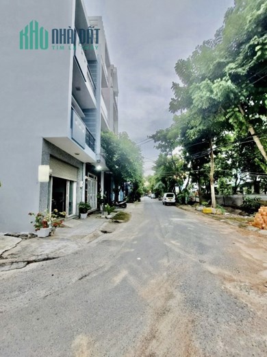 Bán Nhà Hẻm 10M - 4Mx13M 4Tầng Đường Nguyễn Phúc Chu  Quận Tân Bình.