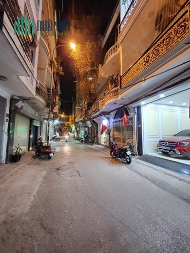 Chính chủ gửi bán, Phố Hoàng Hoa Thám, Quận Ba Đình, 44m x 4T, Giá nhỉnh 12 tỷ.