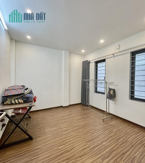 SIÊU HIẾM TRUNG KÍNH – NHÀ ĐẸP, GẦN PHỐ - MẶT TIỀN QUYỀN LỰC – 38M2, NHỈNH 5 TỶ - PHẢI THẬT NHANH