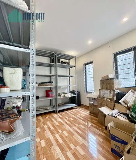 SIÊU HIẾM TRUNG KÍNH – NHÀ ĐẸP, GẦN PHỐ - MẶT TIỀN QUYỀN LỰC – 38M2, NHỈNH 5 TỶ - PHẢI THẬT NHANH