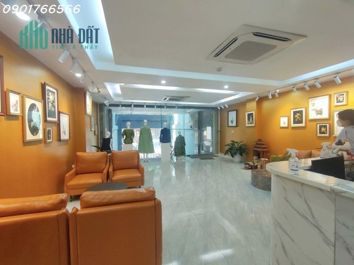 Tòa Nhà, Mặt Phố Nguyễn Trãi, Quận Thanh Xuân 221m x 11T, Giá 7x tỷ. Lh 0901766566.