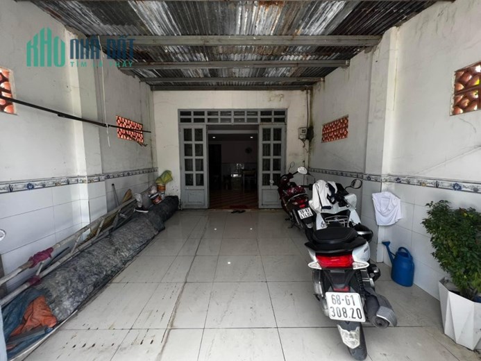 VIEW CỰC ĐẸP THOÁNG MÁT - Ô TÔ THÔNG KHẮP HƯỚNG - 4.3x15,NGỦ TRONG NHÀ - 3PN - 2T900