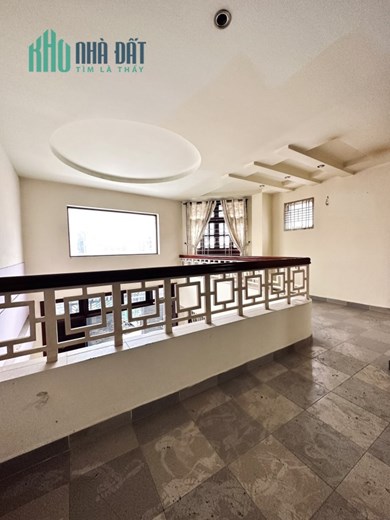 Bán nhà 2 MT Hẻm Xe hơi, Xô Viết Nghệ Tĩnh, DT: 6.7x15m, 22 Phòng, 5 Tầng, Giá 12.9 tỷ.