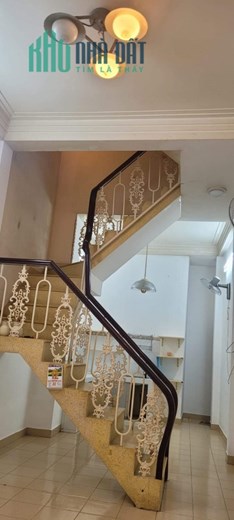 NHÀ BÁN.HẺM Ô TÔ - SỔ NỞ HẬU - GẦN MẶT TIỀN - GIÁP PHÚ NHUẬN -