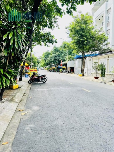 HÀNG NGỘP MẶT TIỀN KHU BÀN CỜ HỌ LÊ - 43M 4 TẦNG GIÁ 5.5 TỶ