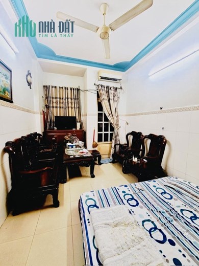 HÀNG NGỘP MẶT TIỀN KHU BÀN CỜ HỌ LÊ - 43M 4 TẦNG GIÁ 5.5 TỶ