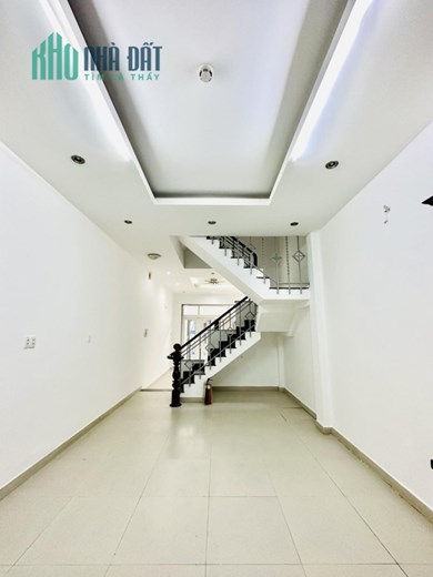 BÁN NHÀ HXT CHẾ LAN VIÊN, TÂN PHÚ - 3 TẦNG BTCT - 70M (4x17.5) - GẦN MẶT TIỀN - CHỈ NHỈNH 4 TỶ