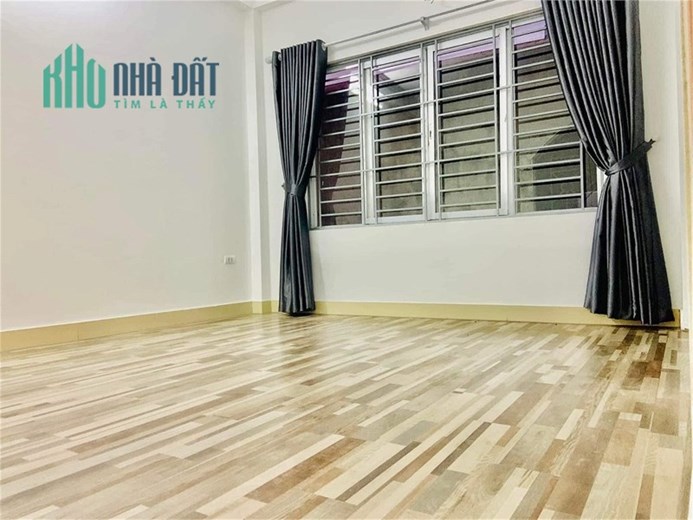 BÁN NHÀ TÂY SƠN - ĐỐNG ĐA-HN 50m X 4TẦNGx MT HƠN 4m MỚI CỨNG-CẠNH HỒ- NHỈNH 7tỷ