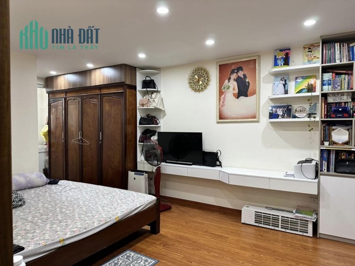 (THẬT TUYỆT) Bán chung cư Nam Từ Liêm COMAX6 120m 3PN hơn 3 ty tặng NT view thoáng BÁN GẤP