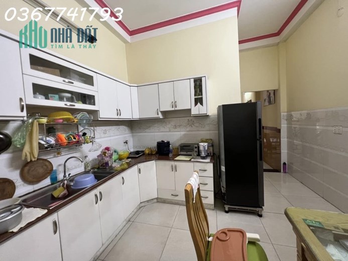 Bán nhà đẹp 1 trệt 3 lầu mặt tiền đường số Phước Long B, giá chỉ 6.x tỷ