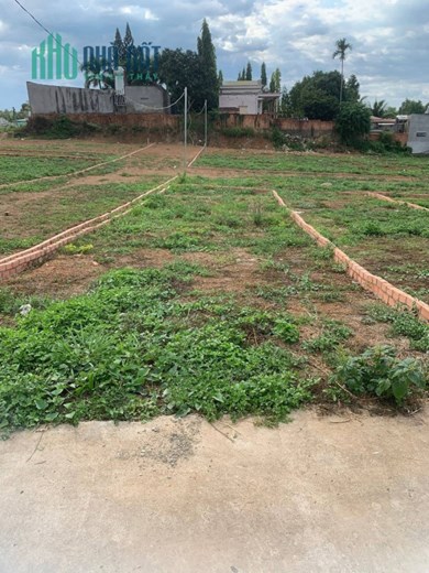 BÁN GẤP LÔ ĐẤT 100M2 - TT 100TR CÓ ƯU ĐÃI CHO ANH CHỊ CÓ THIỆN CHÍ MUA