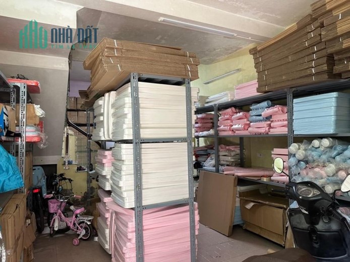 Bán nhà phố Nguyễn Hữu Tước, căn góc, 30m ra mặt phố, 48m, 3Pn, 5 tỷ