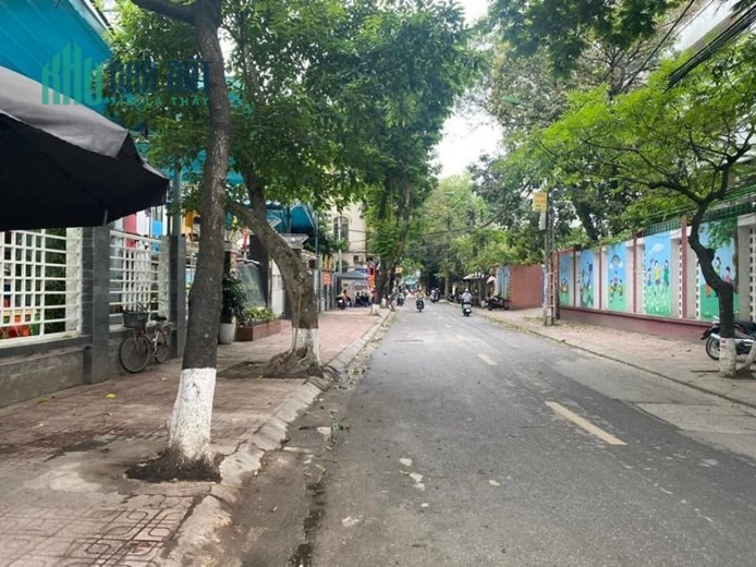 BÁN GẤP ĐẤT VÀNG BA ĐÌNH-ĐẦU TƯ CHIA 3 LÔ ĐẸP – SỔ NỞ HẬU CẤT KÉT – GIÁ CHỐT LINH ĐỘNG-105M2- chỉ