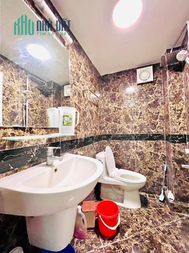 BÁN NHÀ PHỐ VÂN HỒ 3 33M - 7 TẦNG NHÀ ĐẸP GẦN CÔNG VIÊN THỐNG NHẤT NHỈNH 5 TỶ