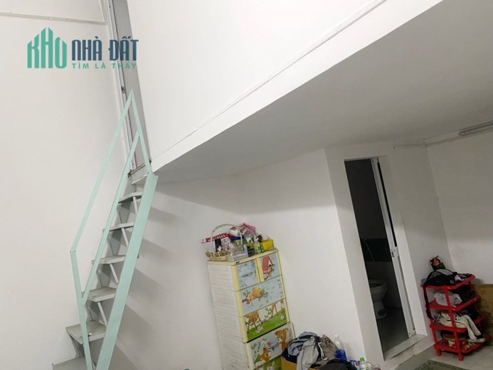 Cho thuê NNC 3 tầng đường Nguyễn Thị Tần P1Q8. Giá 10 triệu