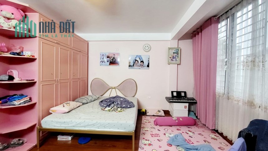 Bán nhà gần Đặng Văn Ngữ, căn góc, 30m ra mặt phố, 48m, 3Pn, 5 tỷ